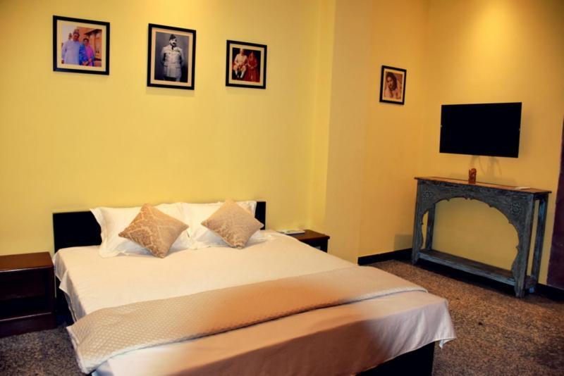 Jodhpur Palace Guest House Esterno foto